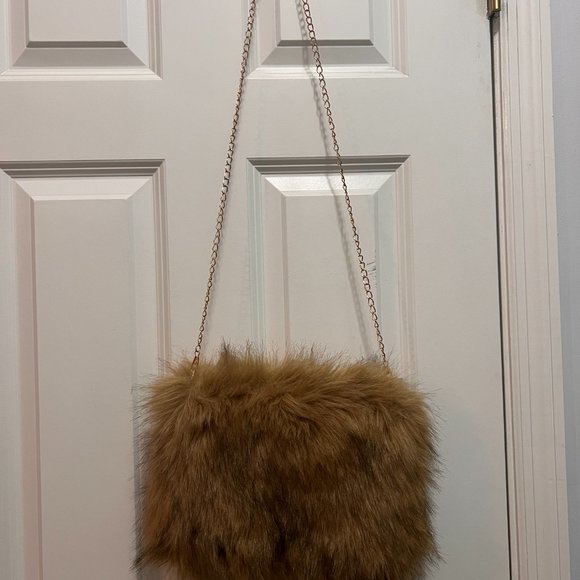 C.C faux fur purse - Picture 5 of 5